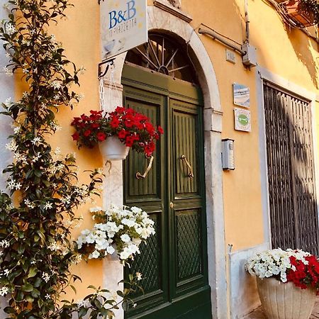 Affittacamere In Piazzetta Sarzana Exterior foto